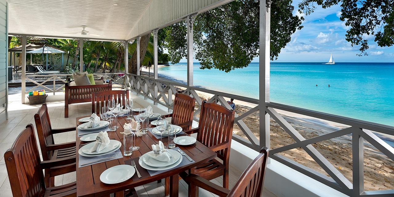 Beachfront villas in Barbados for rent