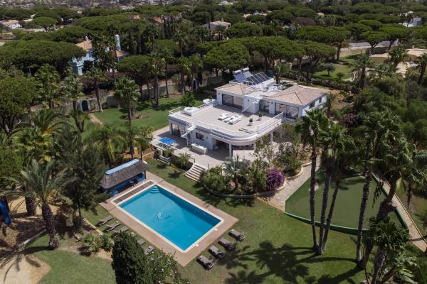 Villa Jaguar