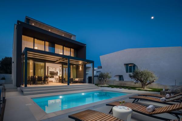 Villa Happiness