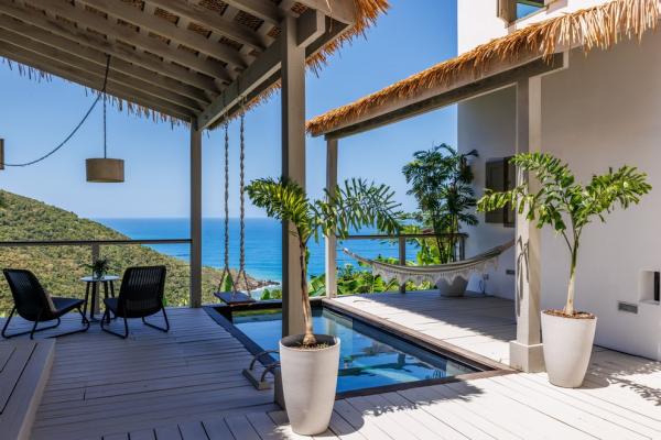 Nirvana. Tortola