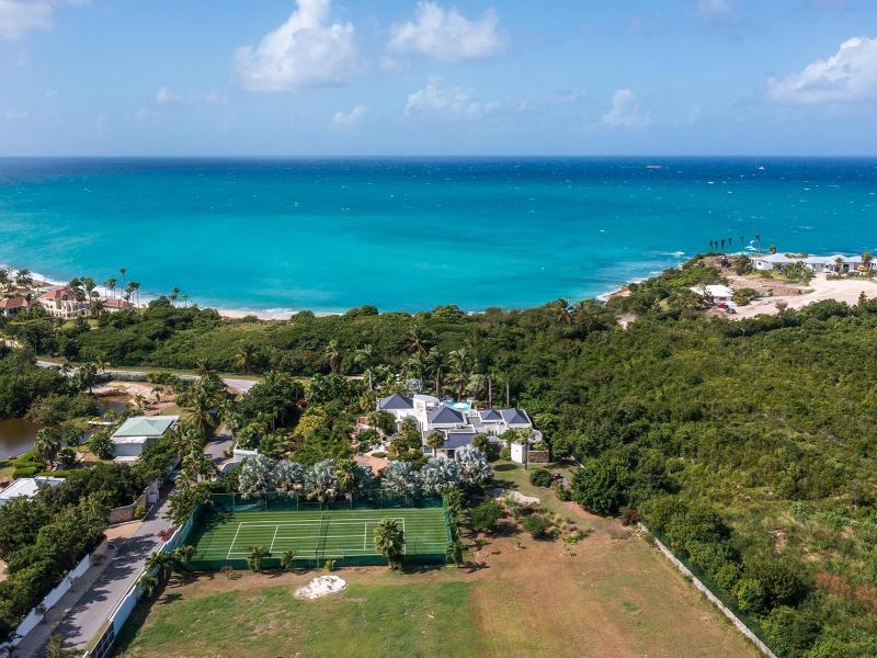 Les Palmiers Bleus , Terres Basses 