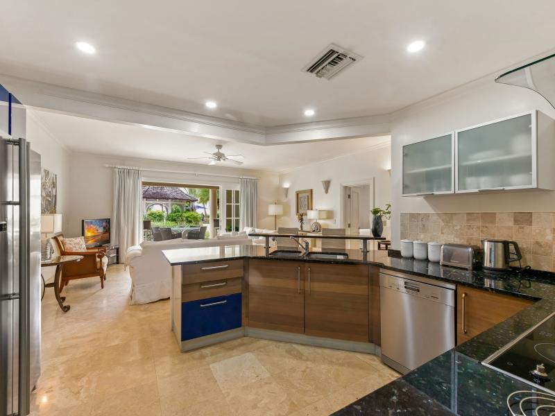 Schooner Bay 106 - Dreamweaver - Beachfront - , Beachfront villas Barbados , Schooner Bay , Speightstown , St Peter , West Coast Barbados 