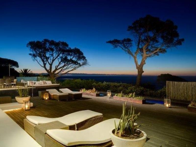 Magnetic , Cape Town 