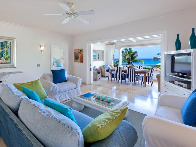 Schooner Bay 207 - Beachfront , Beachfront villas Barbados , Schooner Bay , Speightstown , St Peter , West Coast Barbados 