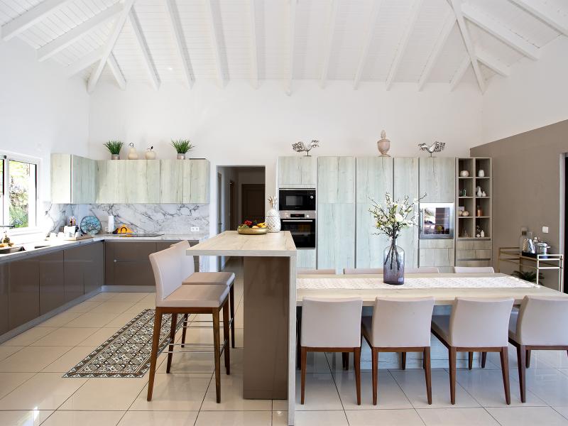 La Casa del Jefe , Orient Bay 