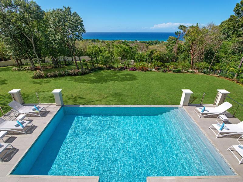 BougainVilla, Spring Farm , Montego Bay 