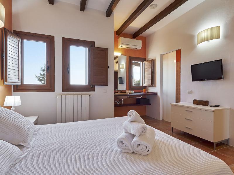 Cana Delfina , North , San Carlos 