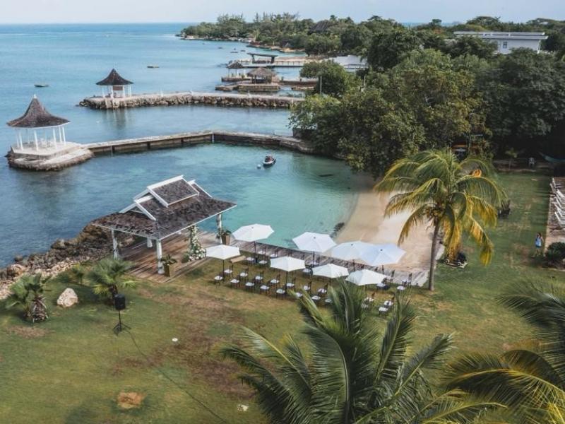 A Summer Place , Discovery Bay 