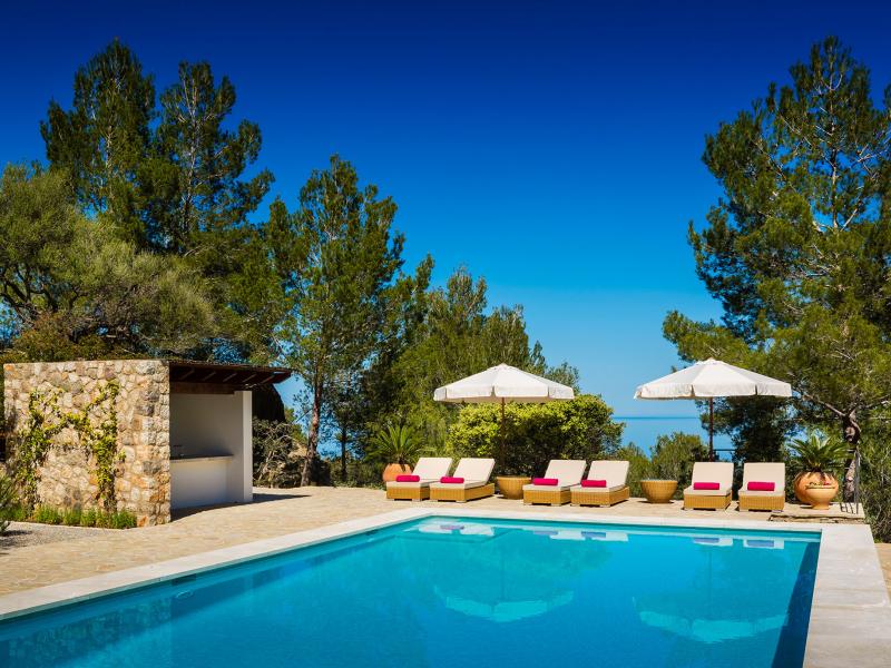 Villa Santiago , West 