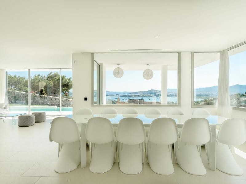 Villa Equis , Cap Martinet 