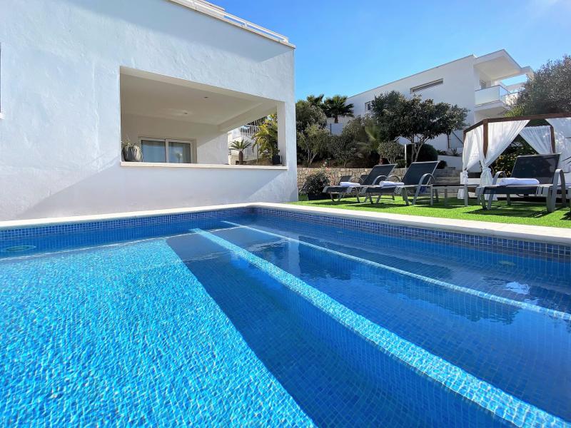 Villa Samy , Cap Martinet 