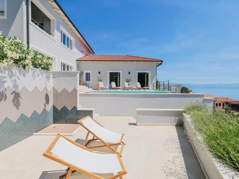 Villa Calibra , 