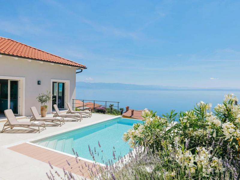 Villa Calibra , 