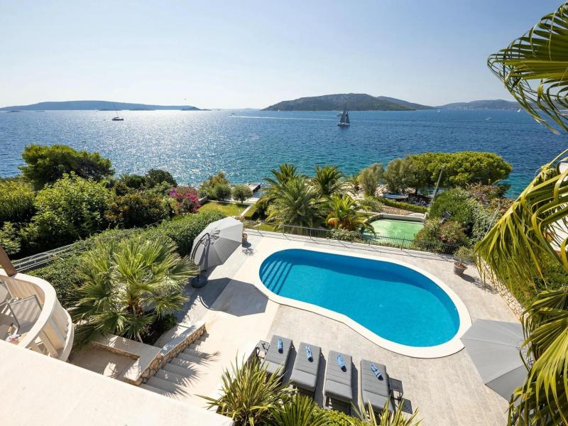 Villa Golden Hour , 