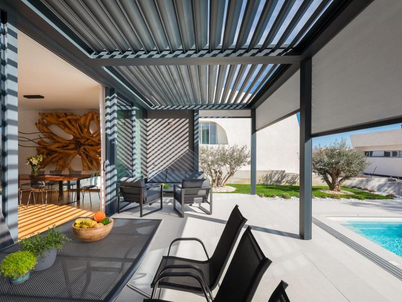 Villa Happiness , 