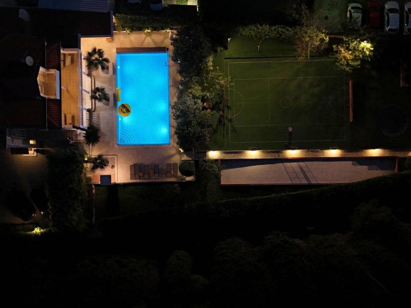 Villa Eterna , 