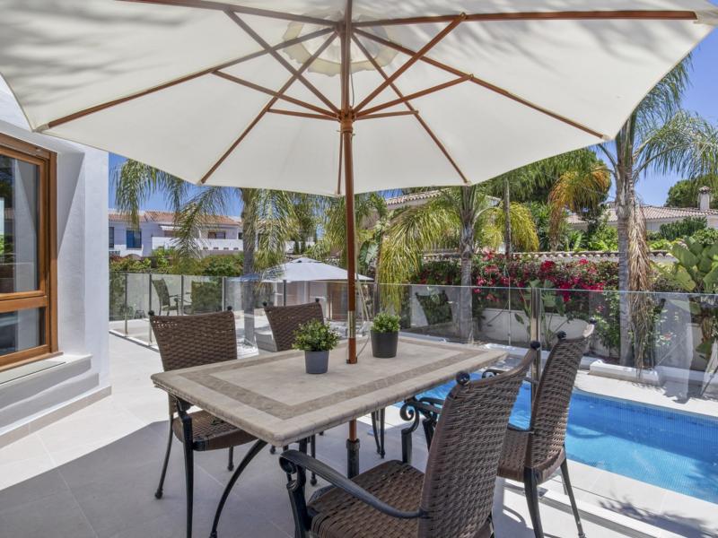 Villa Frondosa , Marbella 