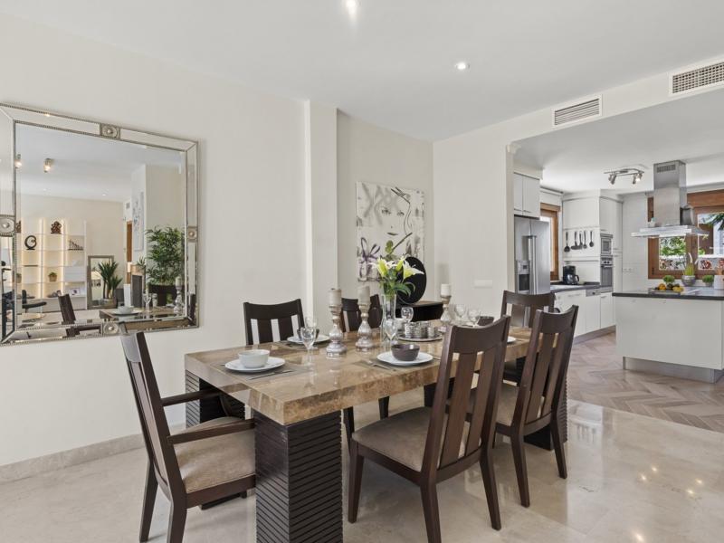 Villa Frondosa , Marbella 