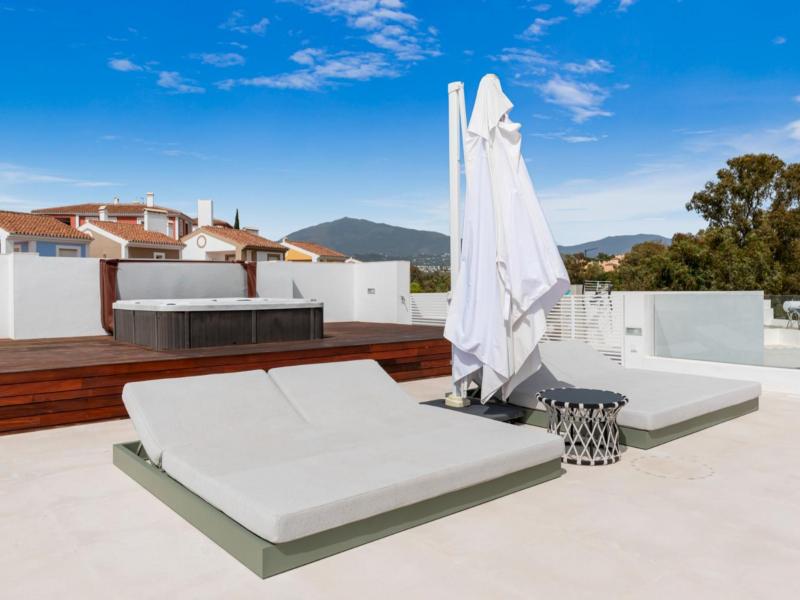 Villa Nova , Marbella 