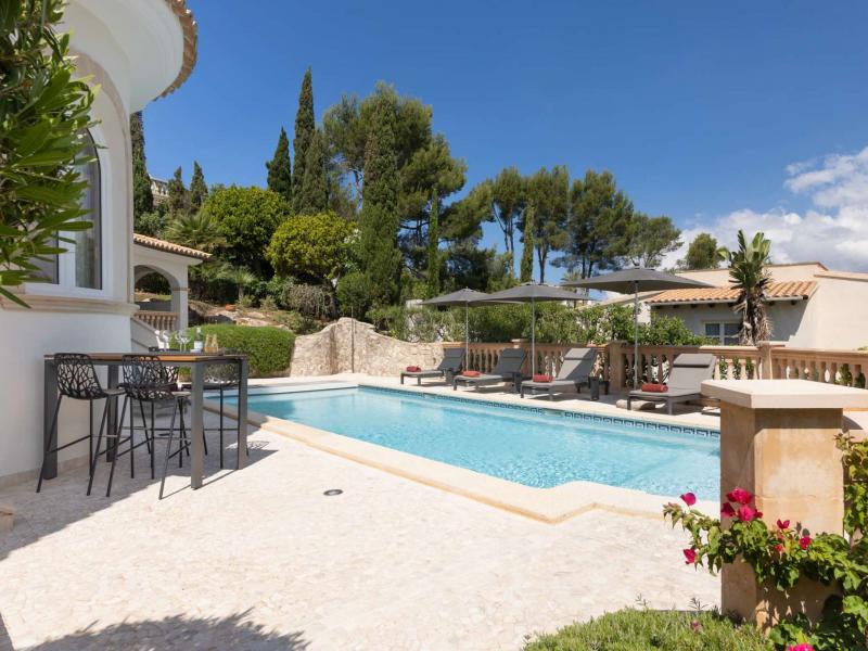 Villa Molton , 
