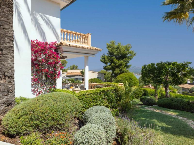 Villa Molton , 