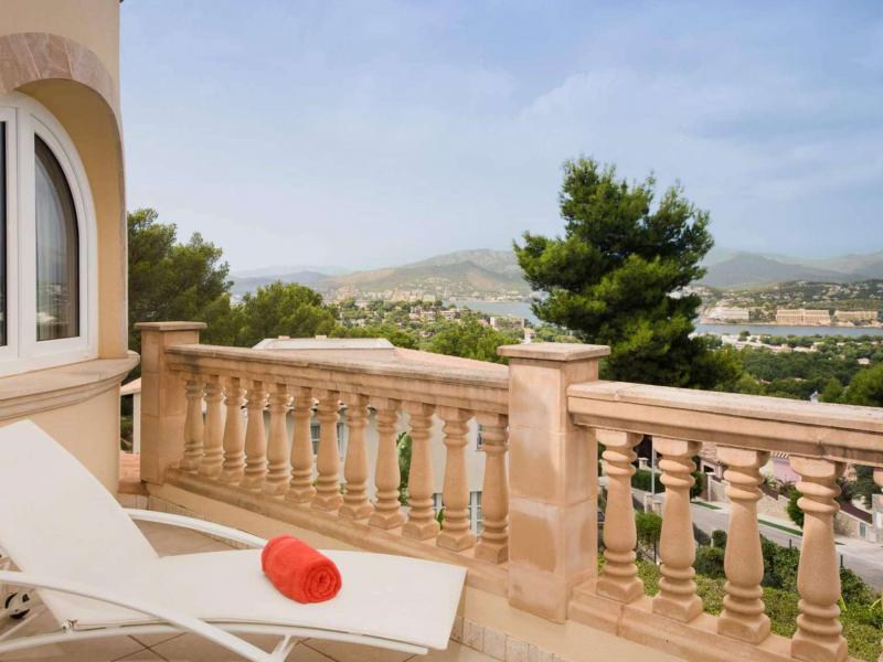 Villa Molton , 