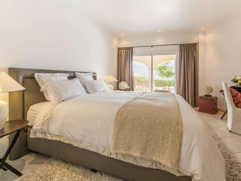 Villa Molton , 