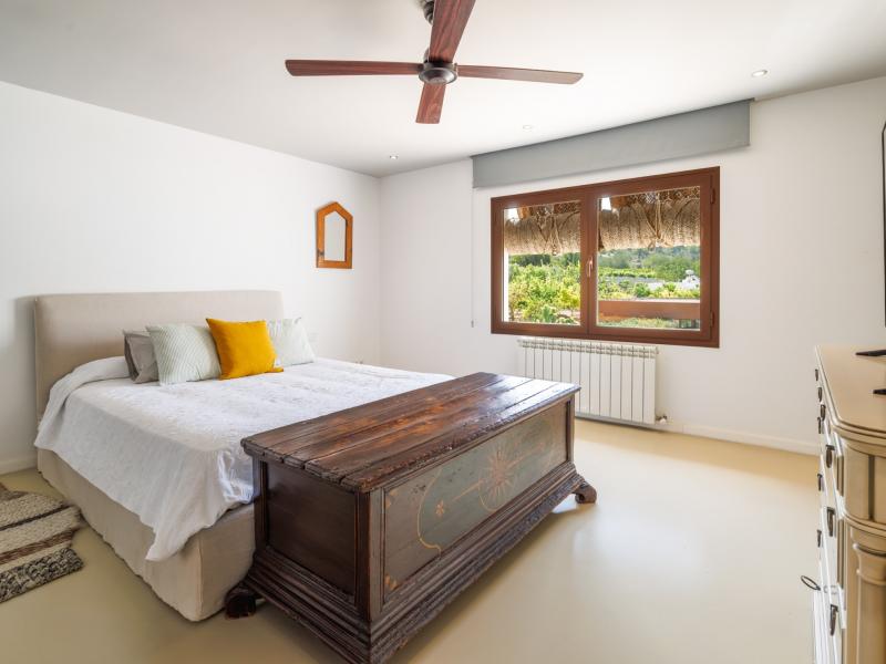 Can Peralta Vell , San Carlos 