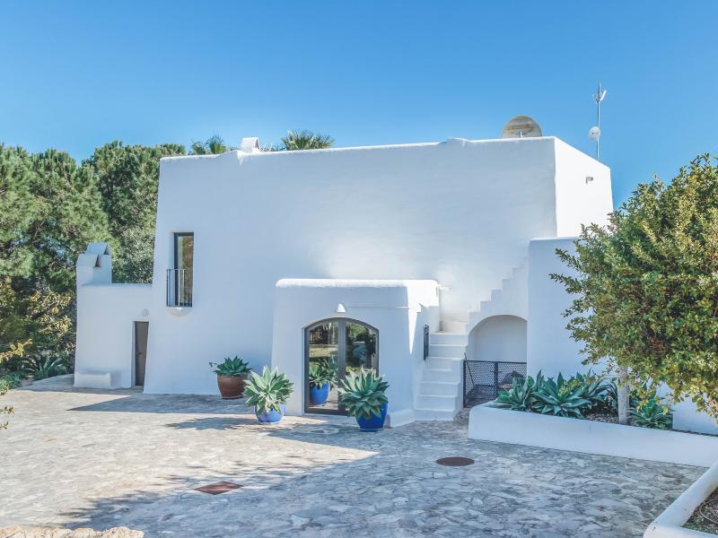 Ca'na Calma , San Carlos 