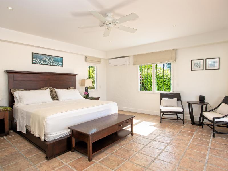 La Hacienda , Terres Basses 