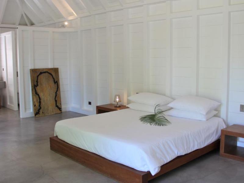 L'Orient Estate , L'orient 