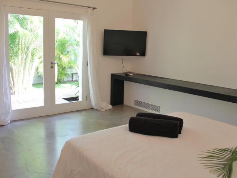 L'Orient Estate , L'orient 