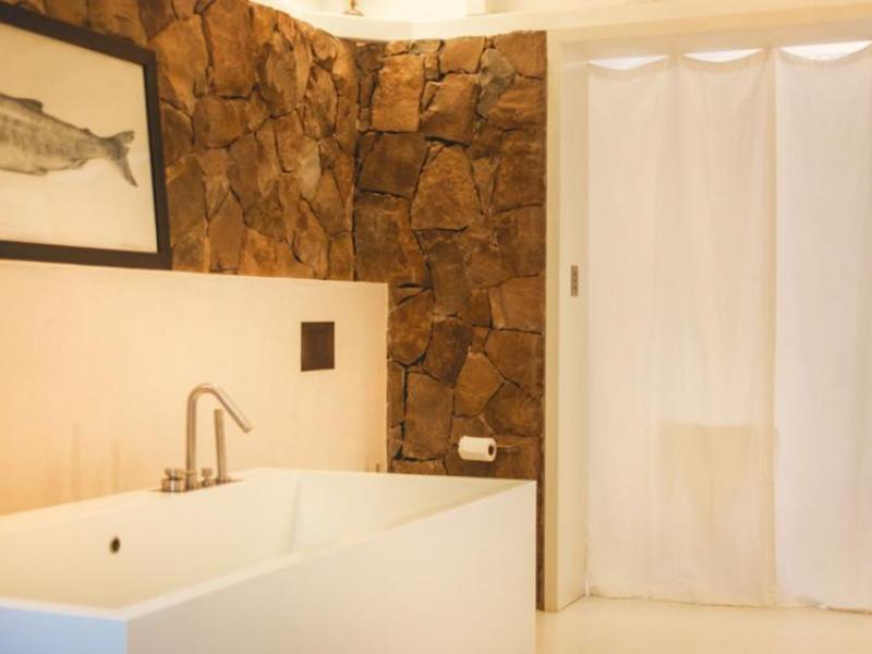 L'Orient Estate , L'orient 