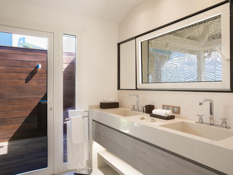 Avanti , Terres Basses 