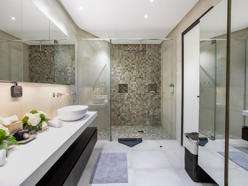 Bella Vita , Pelican Key St Maarten 