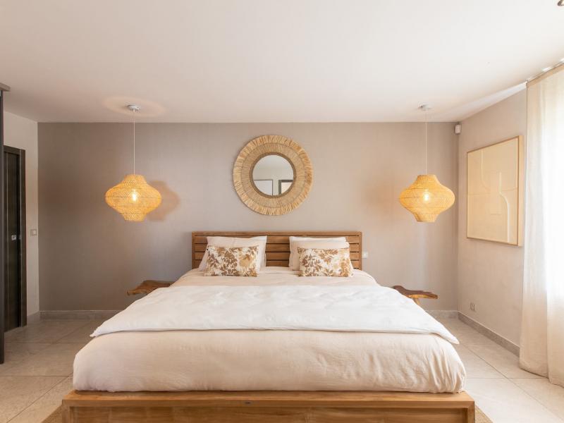 Vogue Art , Orient Bay 