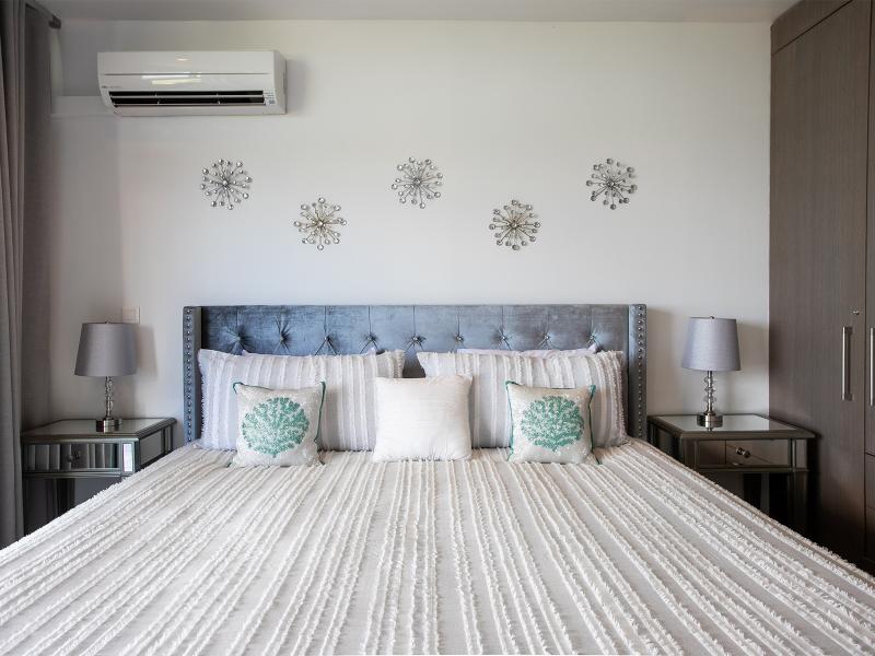 Five Minutes More , Orient Bay 