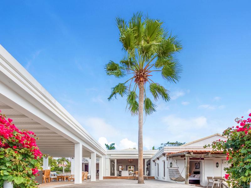 La Hacienda , Terres Basses 