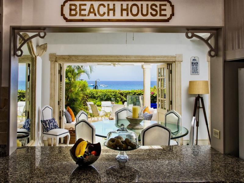 Mahogany Bay - Mahogany Pod , Beachfront villas Barbados , Paynes Bay , St James , West Coast Barbados 