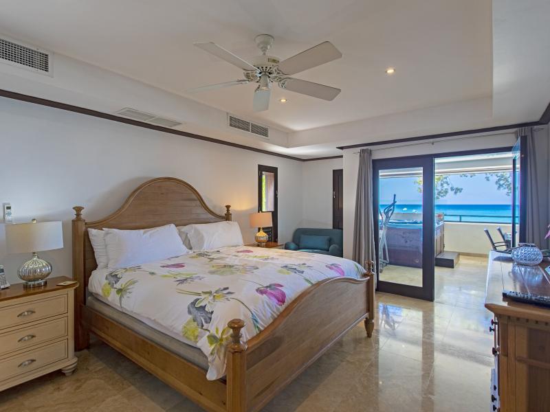 Coral Cove 4 - Green Fields , Beachfront villas Barbados , Coral Cove , Paynes Bay , St James , West Coast Barbados 