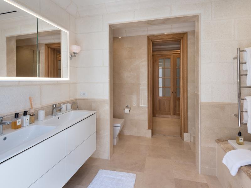 Blue Lagoon - Beachfront , Beachfront villas Barbados , St James , The Garden, Barbados , West Coast Barbados 