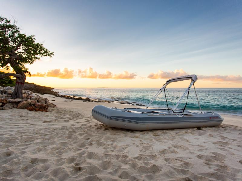 Villa Sandcastle , Lime Stone Bay 