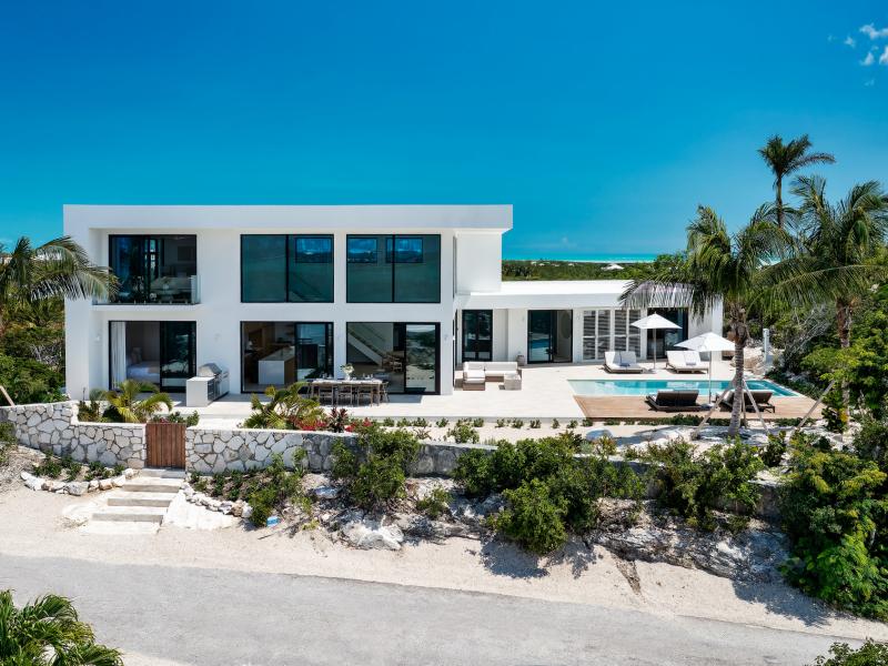Beachwood Villa , Providenciales 
