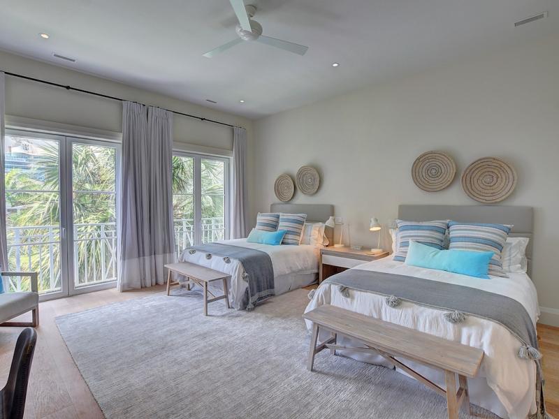 Paradise Found , Paradise Island 