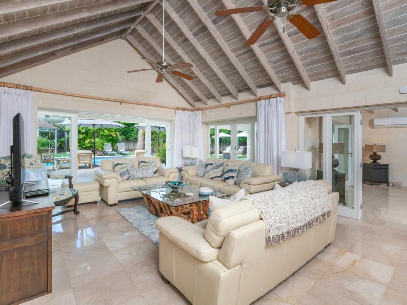 Queen's Fort Pavilion , Queens Fort 