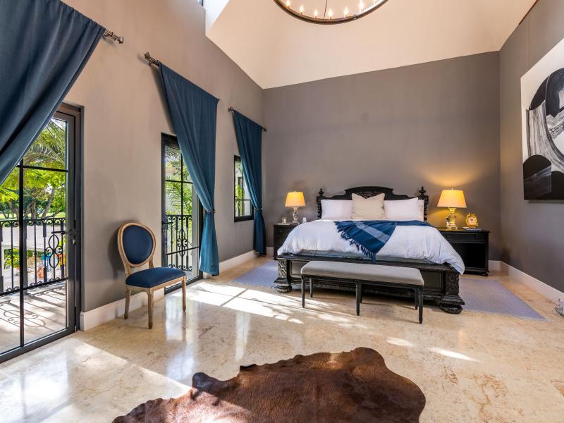 Villa Du Cacique , Casa de Campo 