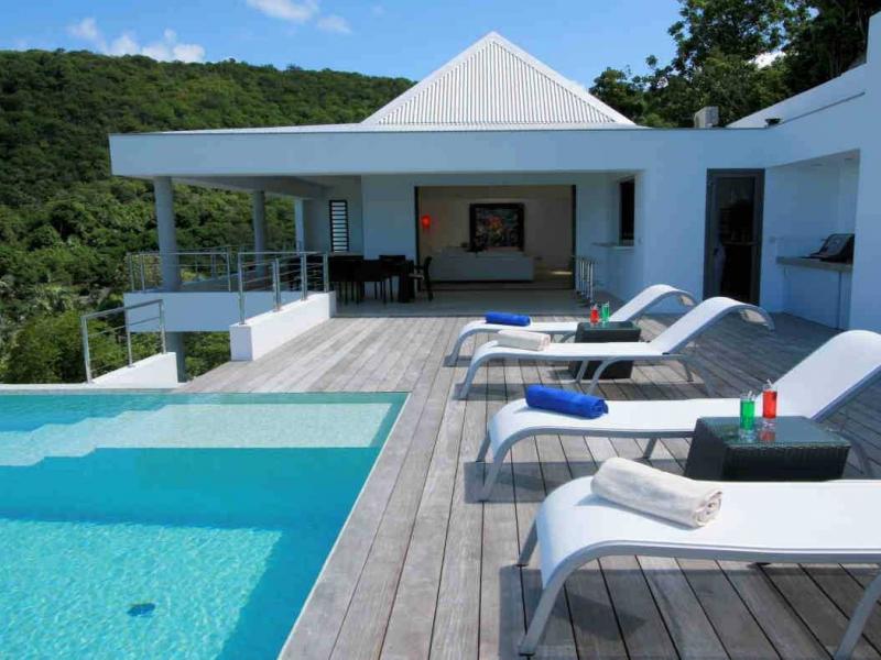 Villa Mata , Flamands 