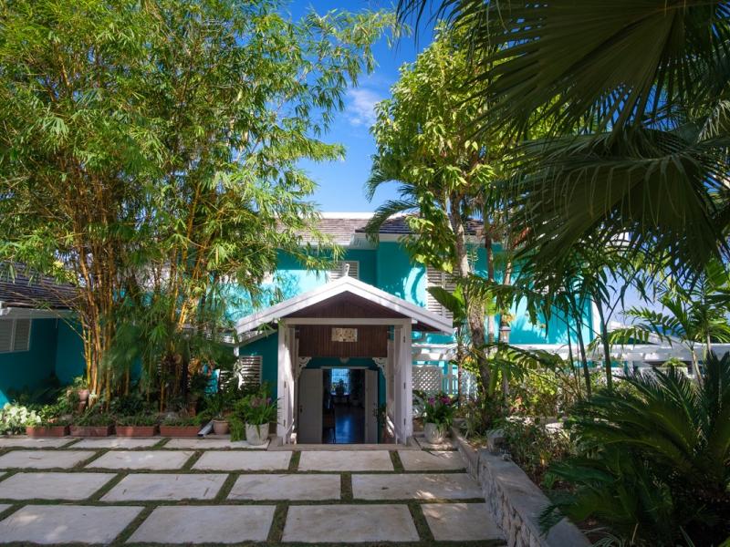 Scotch on the Rocks , Ocho Rios 