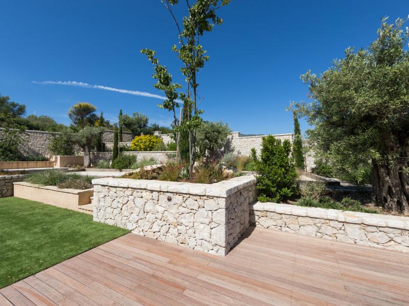 Kingfisher Point Estate , Corfu 