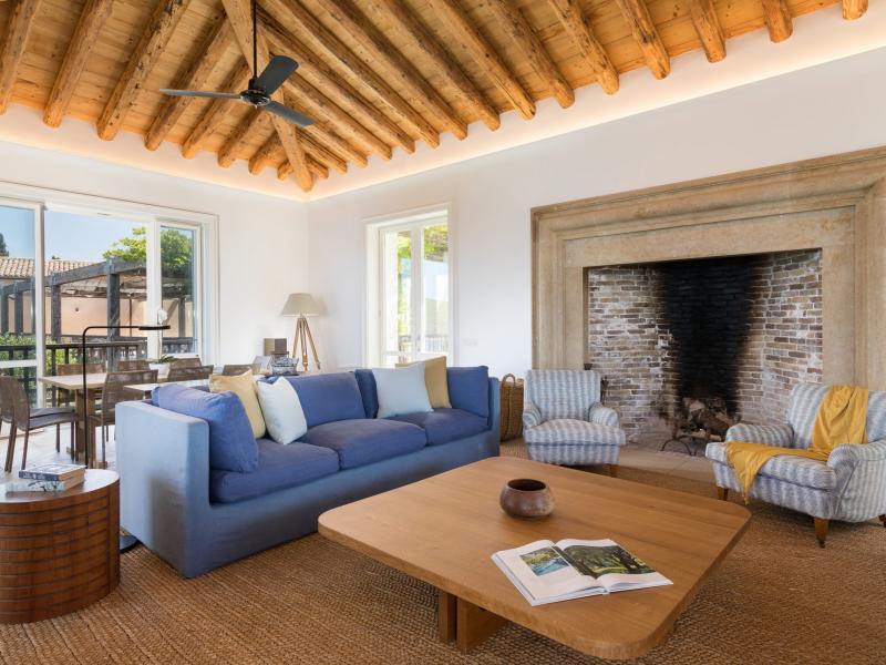 Kingfisher Point Estate , Corfu 